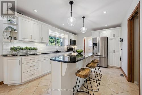 153 Forestwood Drive, Kitchener, ON - Indoor Photo Showing Kitchen With Upgraded Kitchen