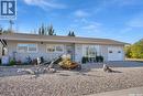 704 Leeville Drive, Assiniboia, SK  - Outdoor 