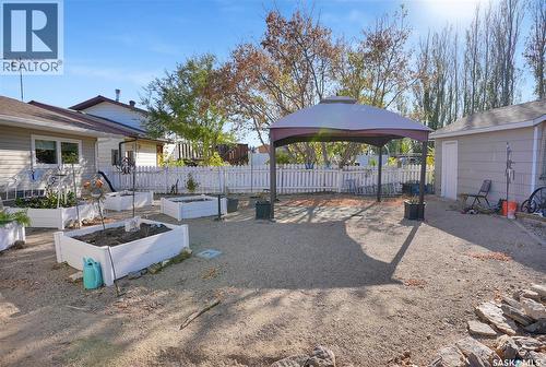 704 Leeville Drive, Assiniboia, SK - Outdoor