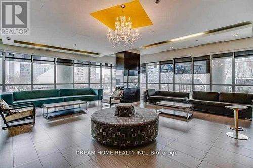 1005 - 60 Town Centre Court, Toronto, ON - Indoor Photo Showing Other Room