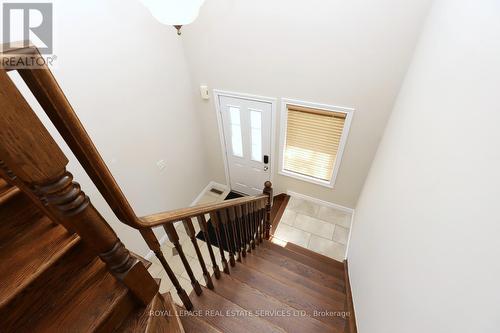 5229 Autumn Harvest Way, Burlington, ON - Indoor Photo Showing Other Room