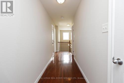 5229 Autumn Harvest Way, Burlington, ON - Indoor Photo Showing Other Room