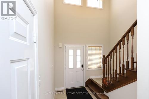 5229 Autumn Harvest Way, Burlington, ON - Indoor Photo Showing Other Room
