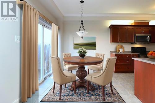 5229 Autumn Harvest Way, Burlington, ON - Indoor Photo Showing Dining Room