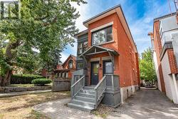 721 COOPER STREET  Ottawa, ON K1R 5J5