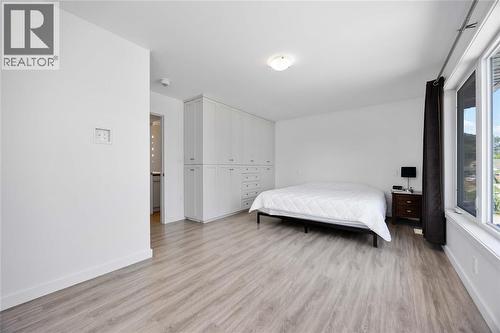209 Meadowlark Lane, Sarnia, ON - Indoor Photo Showing Bedroom