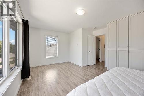 209 Meadowlark Lane, Sarnia, ON - Indoor Photo Showing Bedroom