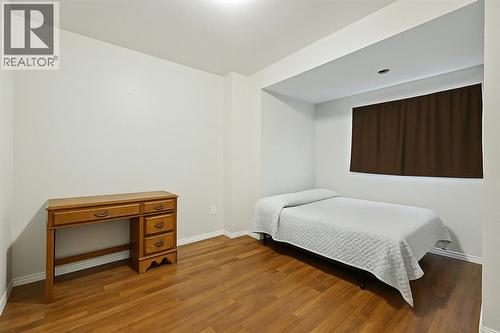 150 College Avenue North, Sarnia, ON - Indoor Photo Showing Bedroom