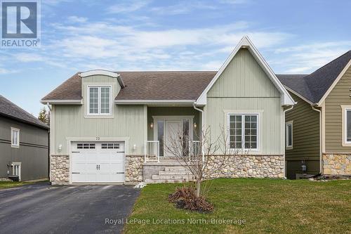 73 FINDLAY DRIVE  Collingwood, ON L9Y 0G6