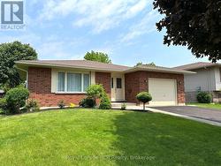 218 4TH STREET CRESCENT  Hanover, ON N4N 3S2