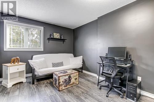 6696 Beattie Street, London South (South V), ON - Indoor Photo Showing Office