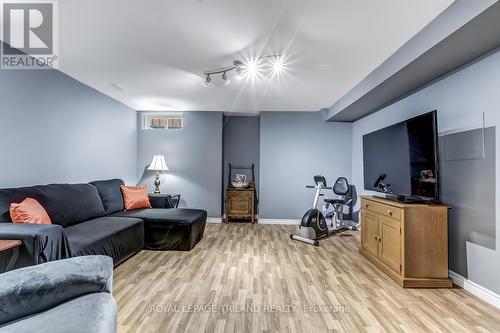 6696 Beattie Street, London South (South V), ON - Indoor