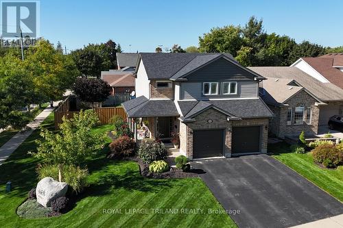 6696 Beattie Street, London South (South V), ON - Outdoor With Facade