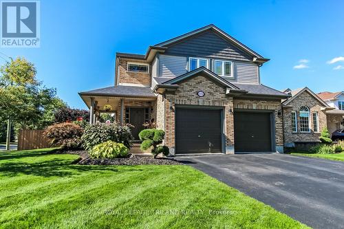 6696 Beattie Street, London South (South V), ON - Outdoor With Facade