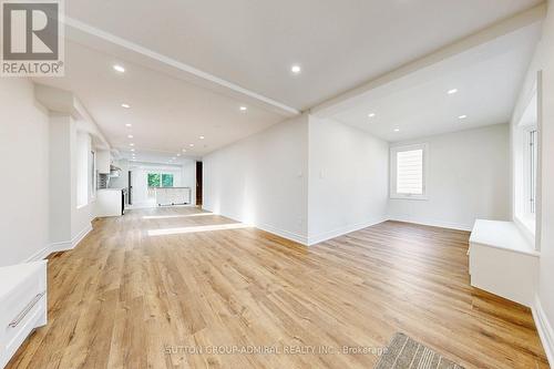 408 Andrew Street, Newmarket, ON - Indoor Photo Showing Other Room