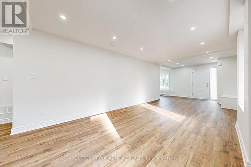 408 Andrew Street, Newmarket, ON - Indoor Photo Showing Other Room