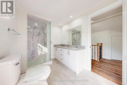 408 Andrew Street, Newmarket, ON - Indoor Photo Showing Bathroom