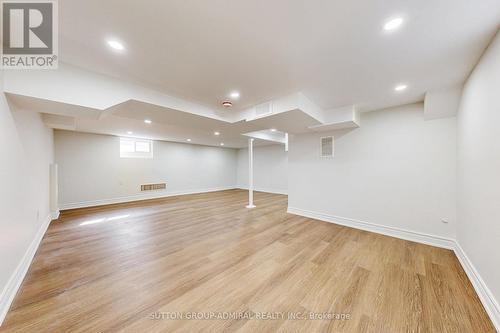 408 Andrew Street, Newmarket, ON - Indoor