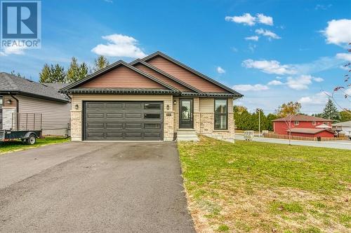 66 Meadowgreen Drive, Garson, ON - Outdoor
