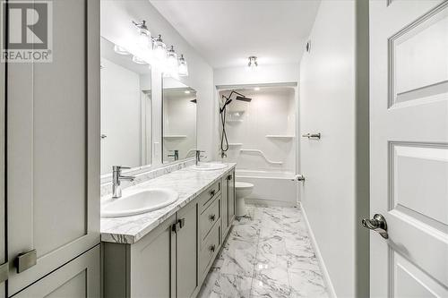 66 Meadowgreen Drive, Garson, ON - Indoor Photo Showing Bathroom