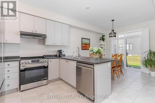 82 Lilac Circle, Haldimand, ON - Indoor Photo Showing Kitchen With Stainless Steel Kitchen
