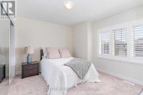 82 Lilac Circle, Haldimand, ON - Indoor Photo Showing Bedroom