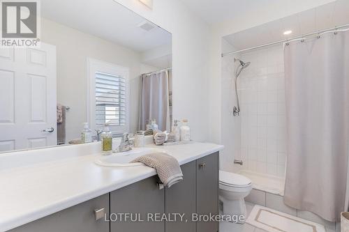 82 Lilac Circle, Haldimand, ON - Indoor Photo Showing Bathroom