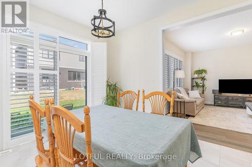 82 Lilac Circle, Haldimand, ON - Indoor Photo Showing Dining Room