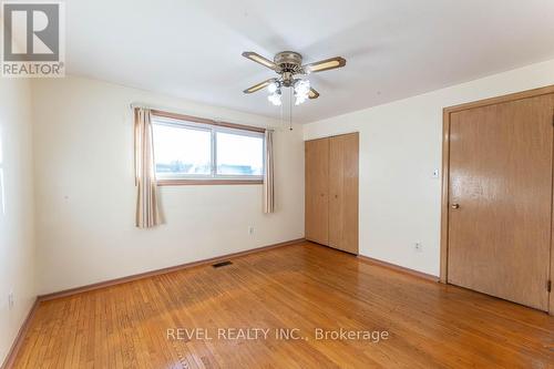 69 Buckingham Drive, Hamilton, ON - Indoor Photo Showing Other Room