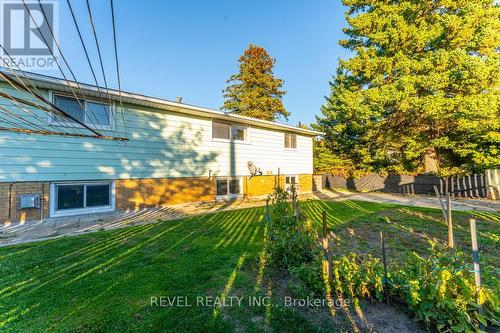 69 Buckingham Drive, Hamilton, ON - Outdoor