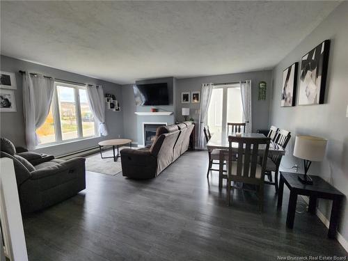 70 Bonavista Crt, Moncton, NB 