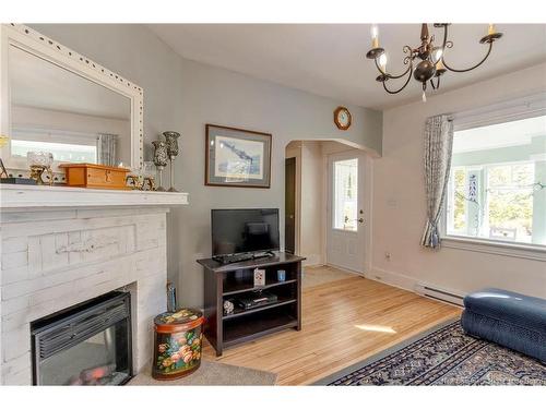 3988 Route 114, Hopewell Cape, NB 