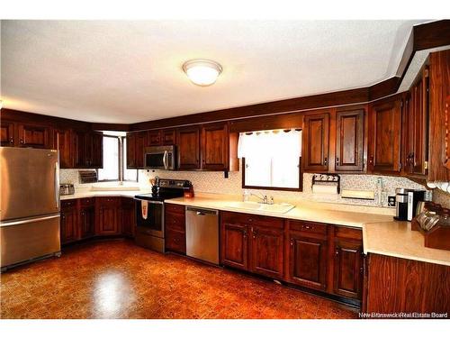 9 Cooks Point Rd, Wilsons Beach, NB 