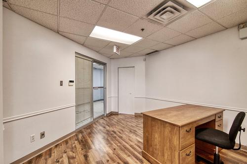 Office - 312-5805  - 5879 Boul. Henri-Bourassa E., Montréal (Montréal-Nord), QC - Indoor Photo Showing Other Room