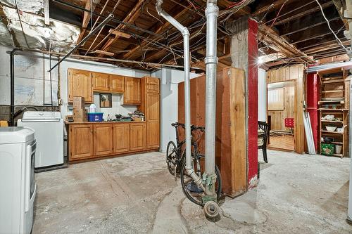 Salle de lavage - 11473  - 11477 Av. Plaza, Montréal (Montréal-Nord), QC - Indoor Photo Showing Laundry Room