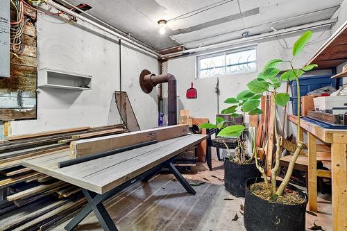 Garage - 11473  - 11477 Av. Plaza, Montréal (Montréal-Nord), QC - Indoor