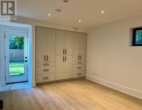 201 Troy Street, Mississauga, ON - Indoor Photo Showing Other Room