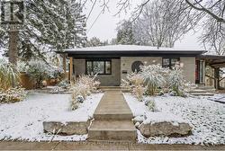20 HIGHVIEW PLACE  Guelph (Exhibition Park), ON N1H 1M7