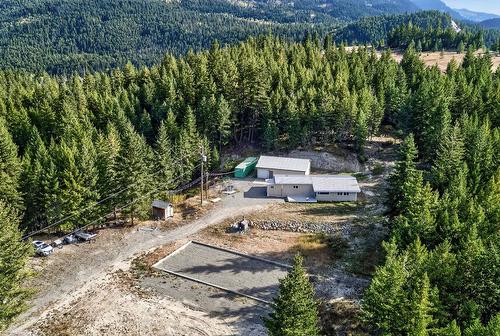 888 Barriere Lakes Road  Barriere, BC V0E 1E1