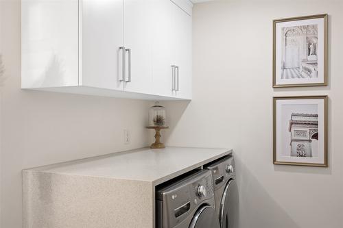 18-1395 Prairie Rose Drive, Kamloops, BC - Indoor Photo Showing Laundry Room