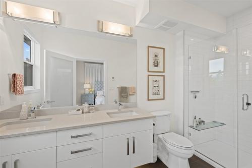 18-1395 Prairie Rose Drive, Kamloops, BC - Indoor Photo Showing Bathroom