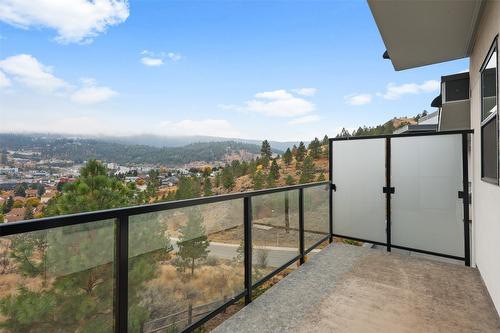 18-1395 Prairie Rose Drive, Kamloops, BC - Outdoor With View With Exterior