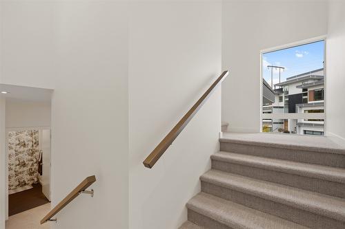 18-1395 Prairie Rose Drive, Kamloops, BC - Indoor Photo Showing Other Room