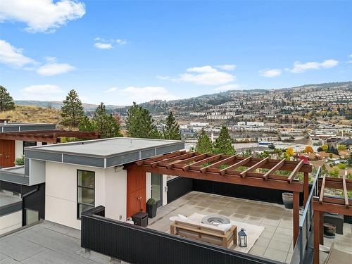 18-1395 Prairie Rose Drive, Kamloops, BC - Outdoor