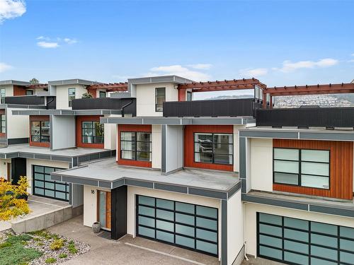 18-1395 Prairie Rose Drive, Kamloops, BC - Outdoor