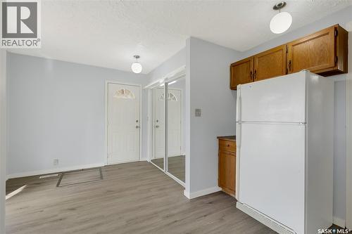 182 Hamilton Street N, Regina, SK - Indoor