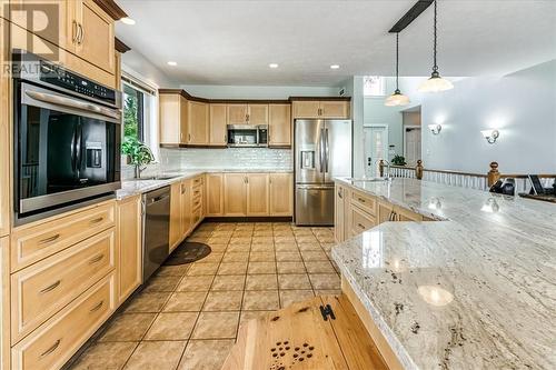 2507 Navanod Road, Sudbury, ON - Indoor Photo Showing Kitchen With Stainless Steel Kitchen