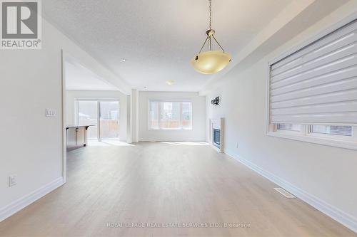Upper - 1388 Sycamore Garden, Milton, ON - Indoor Photo Showing Other Room