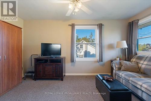 227 Naseby Street, Trent Hills (Campbellford), ON - Indoor Photo Showing Living Room