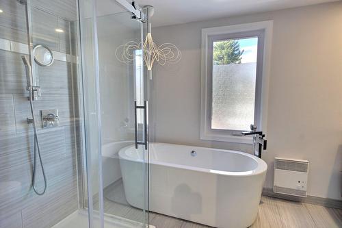 Salle de bains - 507 Av. Murdoch, Rouyn-Noranda, QC - Indoor Photo Showing Bathroom